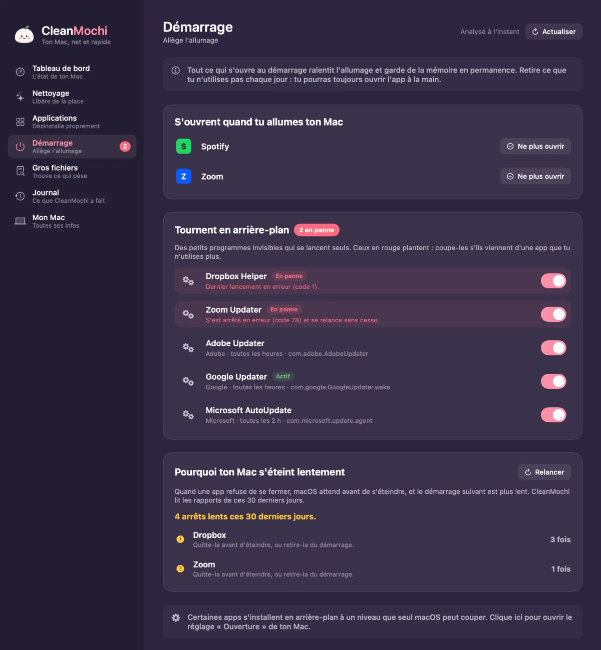 Écran Démarrage de CleanMochi : les apps ouvertes à l'allumage et les programmes d'arrière-plan, dont deux en panne.